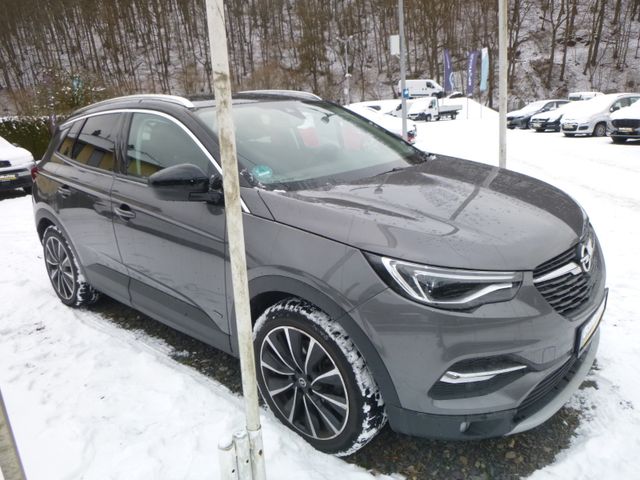 Grandland X Ultimate Plug-In-Hybrid 4x4 Automati