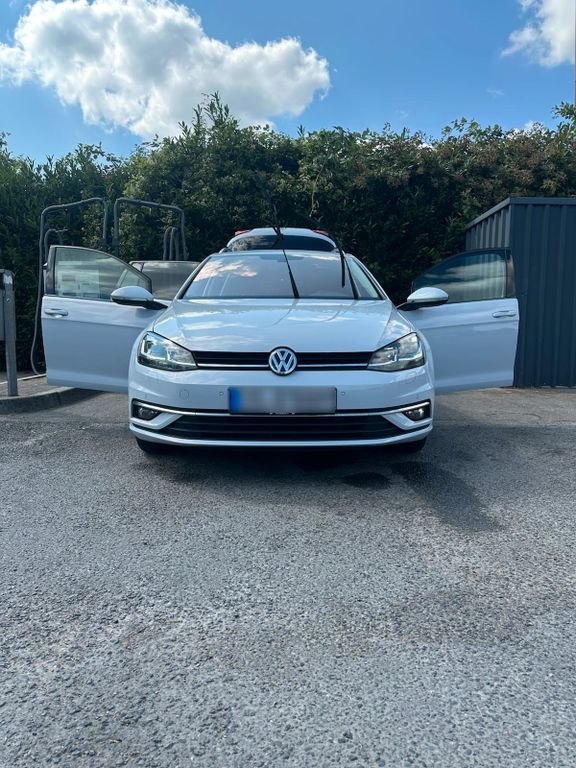 Image of Volkswagen Passat Variant