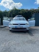 Volkswagen VW Golf Variant 2.0 tausche. Golf 7 GTI - Volkswagen Golf GTI mit Diesel-Antrieb