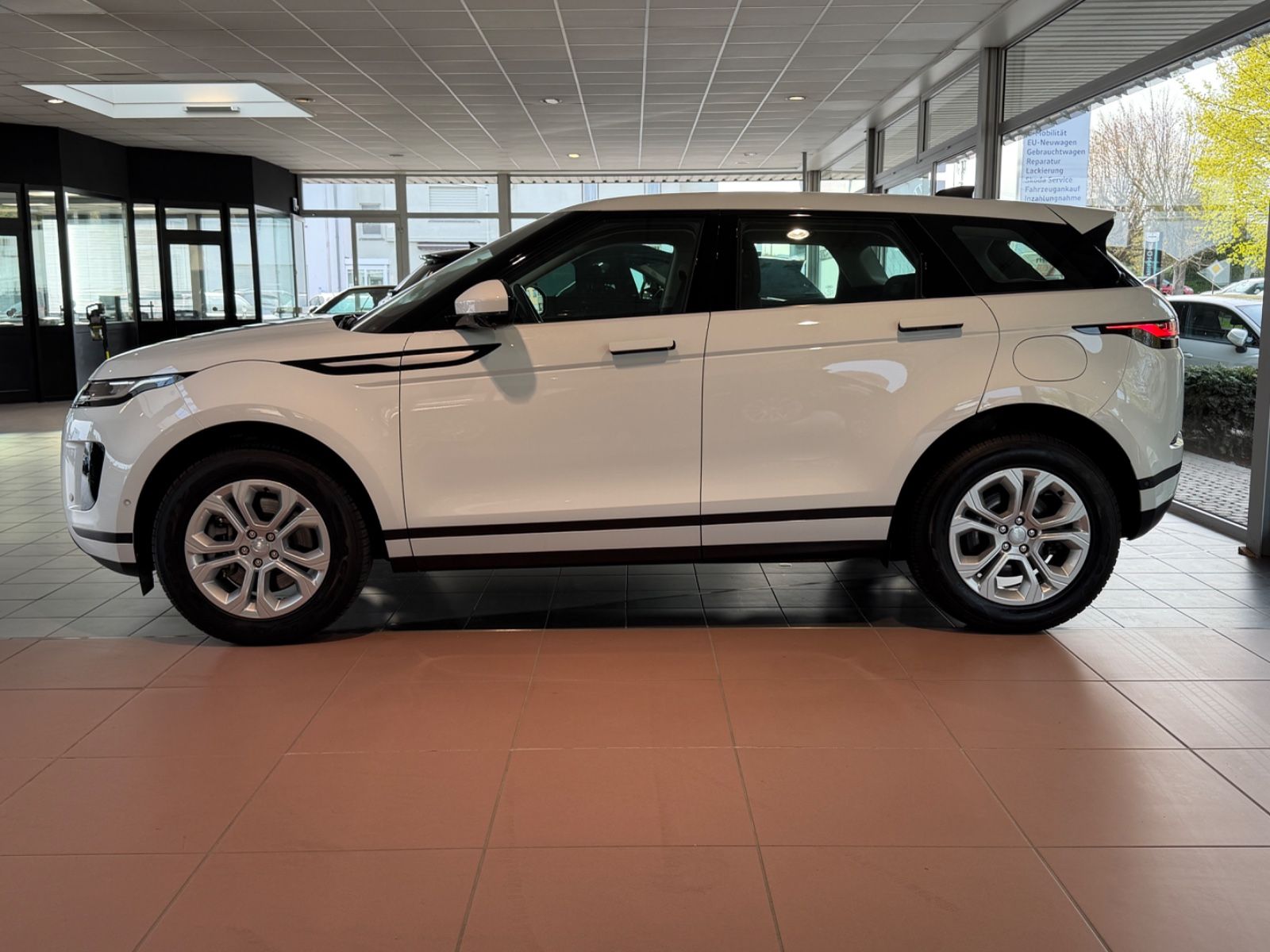 Fahrzeugabbildung Land Rover Range Rover Evoque S Hybrid/P300/360°/APPLE/NAVI