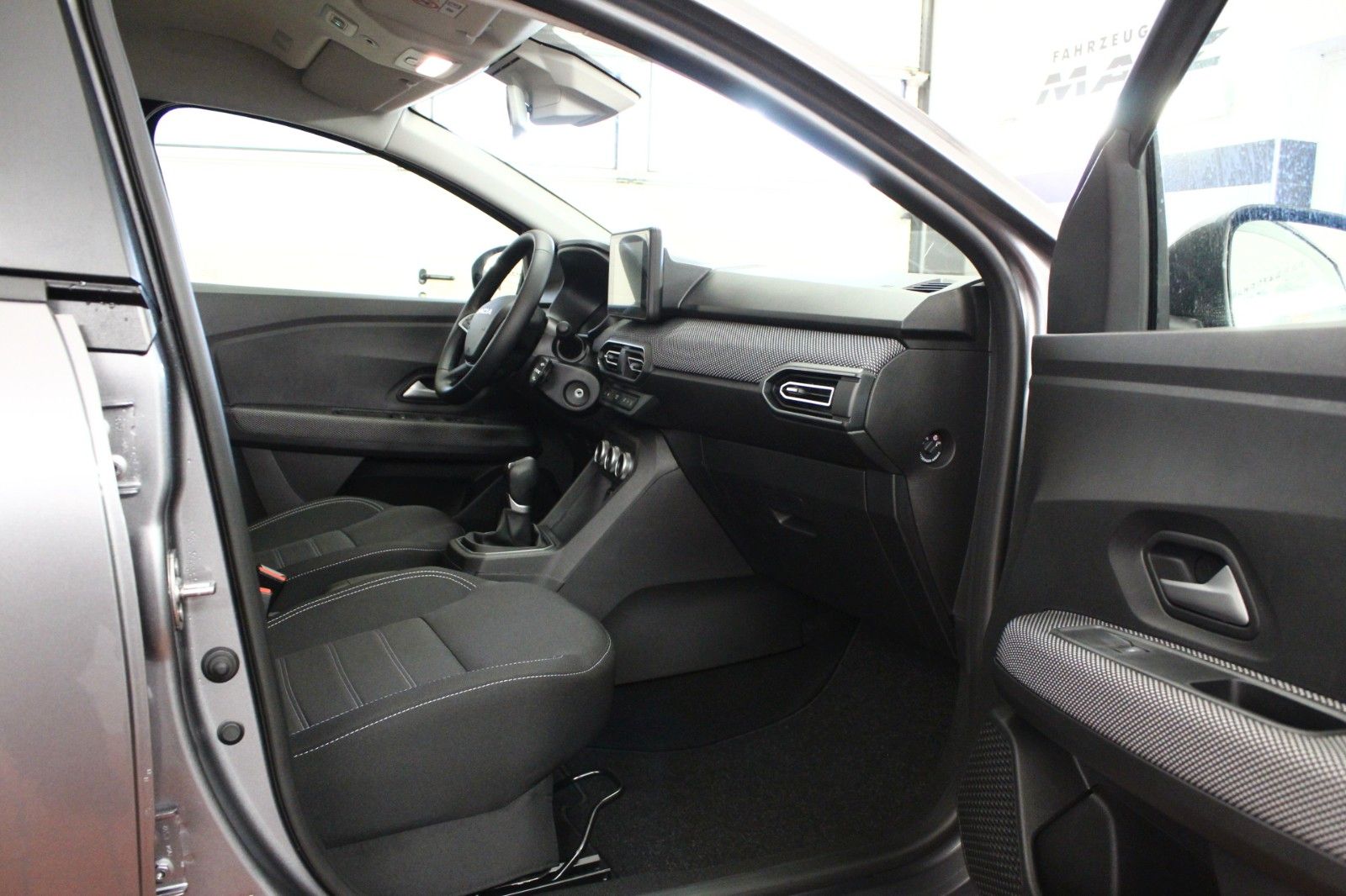 Fahrzeugabbildung Dacia Sandero TCe 90 auto Expression #15622