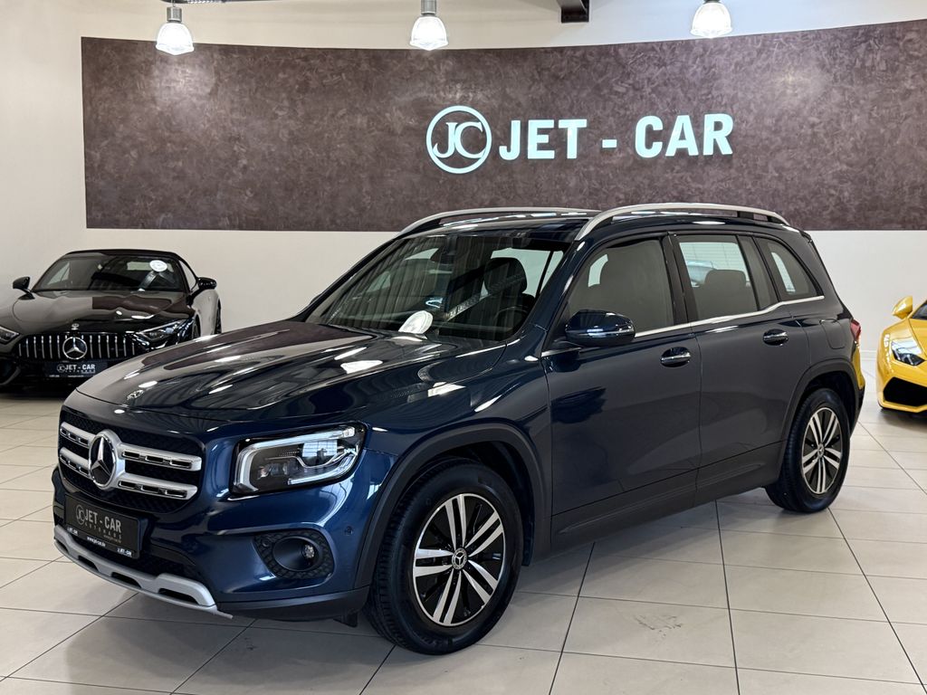 Image of Mercedes-Benz GLB 220