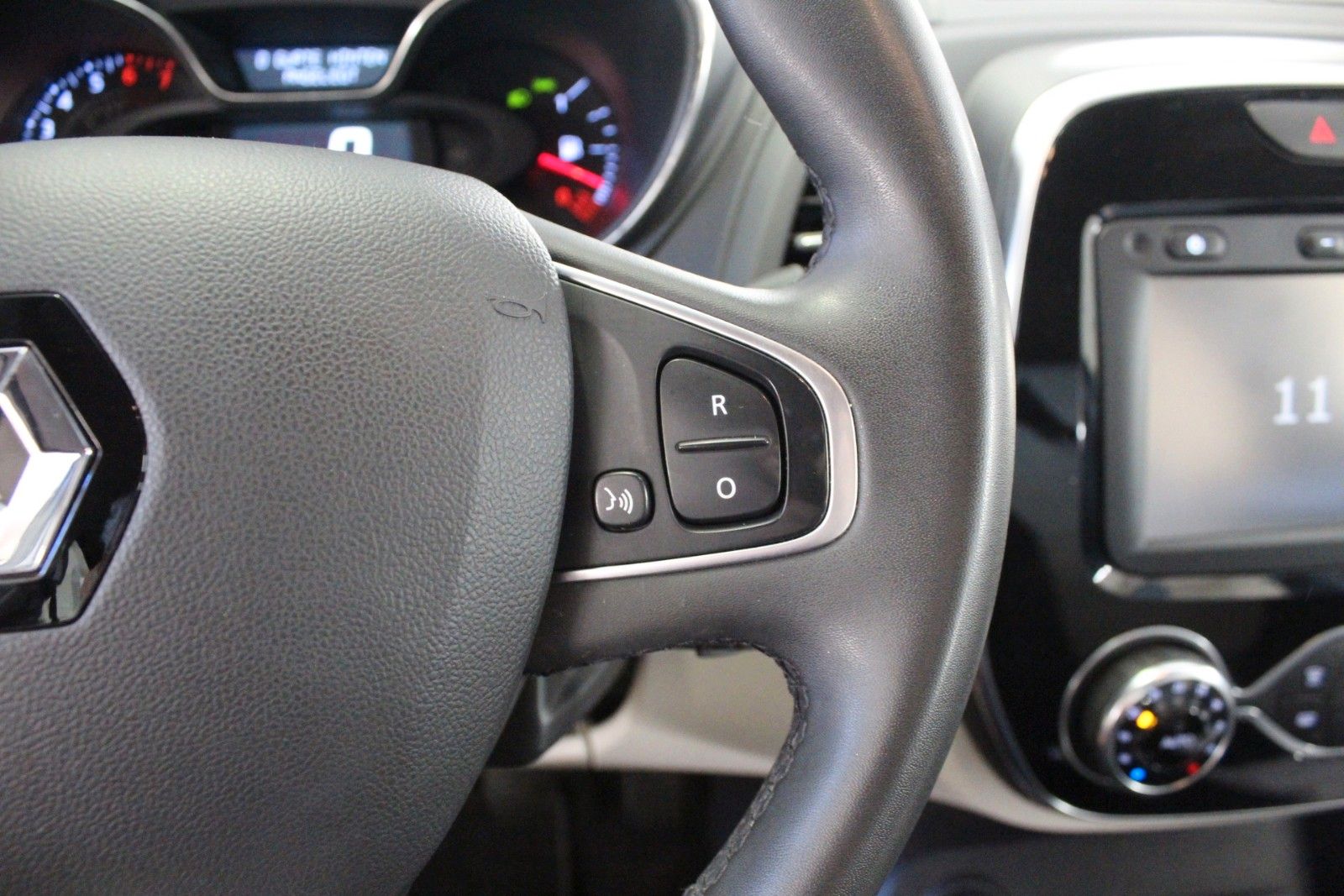 Fahrzeugabbildung Renault Captur TCe 90 Experience *Navigation*