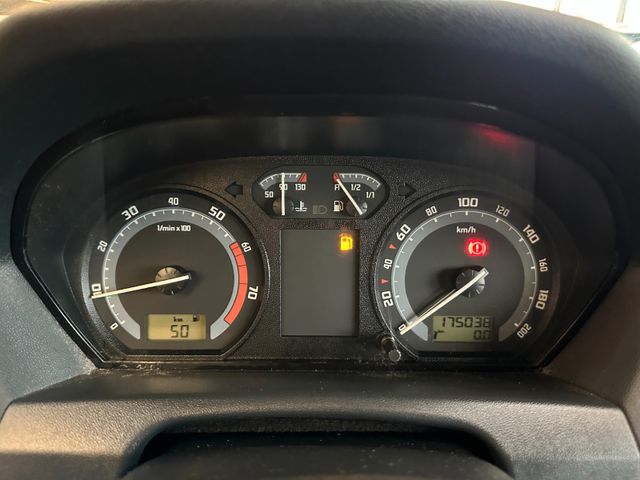 Skoda Fabia *KLIMA*AHK*TÜV: 327*Dachreling*