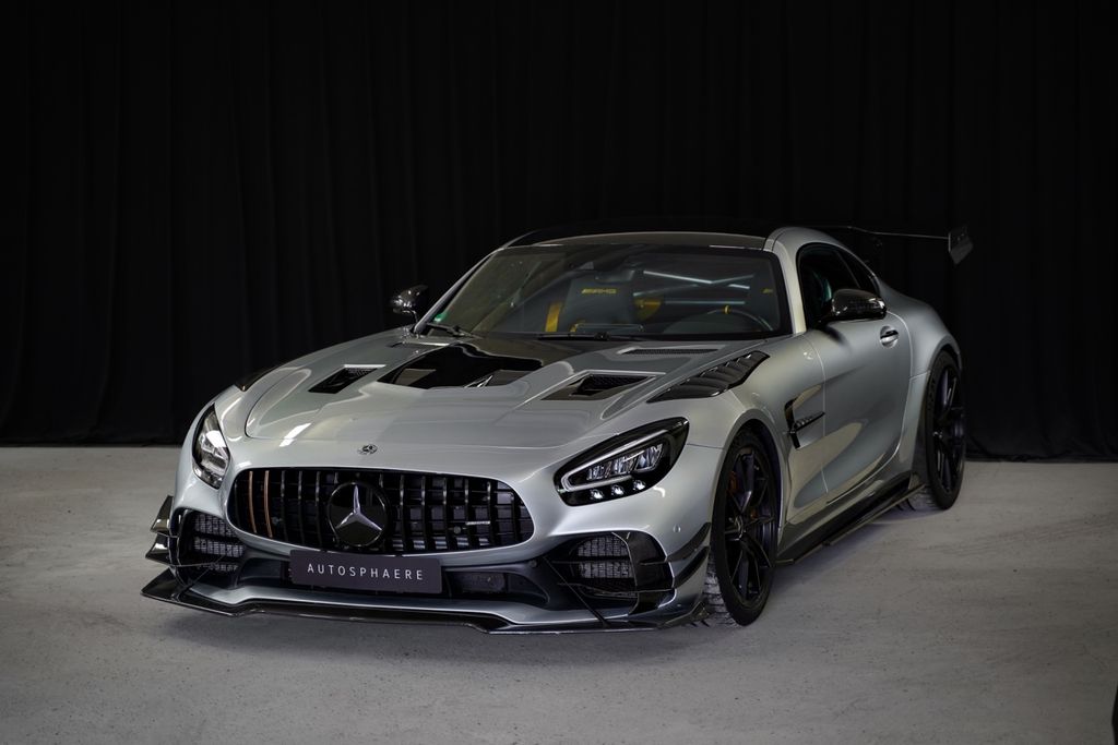 Image of Mercedes-Benz AMG GT R