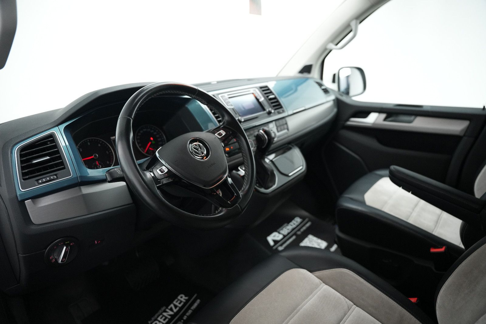 Fahrzeugabbildung Volkswagen T6 Multivan Generation S *7-Sitz*DynAudio*Kamera