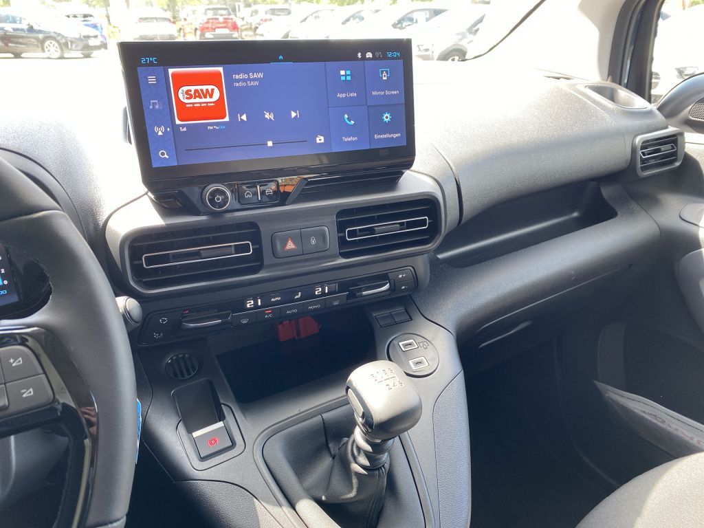 Fahrzeugabbildung Citroën Berlingo M Benzin 110 PLUS *Sitzh.*Cam*Klimaau.*