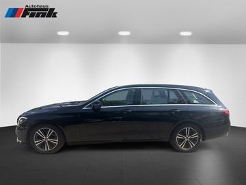Mercedes-Benz E 200 Avantgarde E 200 4Matic (213.287) DAB RFK