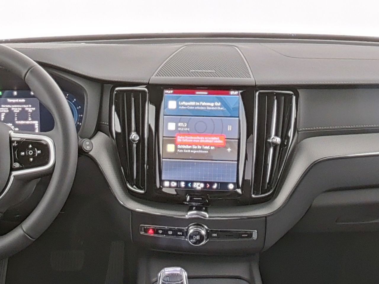 Fahrzeugabbildung Volvo XC 60 B5 Ultra Black Edition AWD |