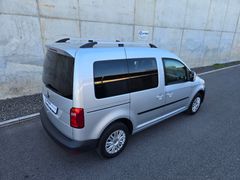 VW Caddy 2,0TDI 102PS Standheizung Navi 93Tkm