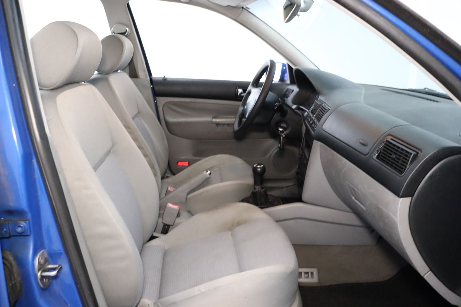 Fahrzeugabbildung Volkswagen Golf 1.9TDI Special * Klima *  SHZ