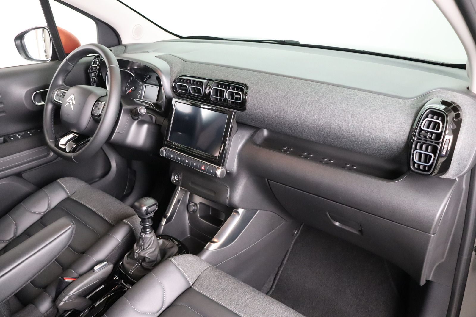 Fahrzeugabbildung Citroën C3 Aircross PT 110 Shine * LED * SHZ *