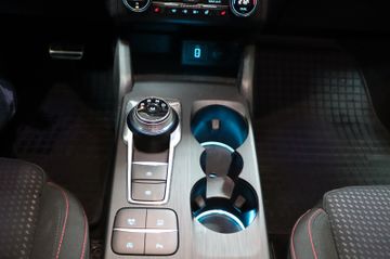 Ford Focus Lim. ST-Line LED Navi Kamera 18 Zoll