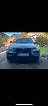 BMW e91 330i LCI - BMW 330 aus 2009: 330i