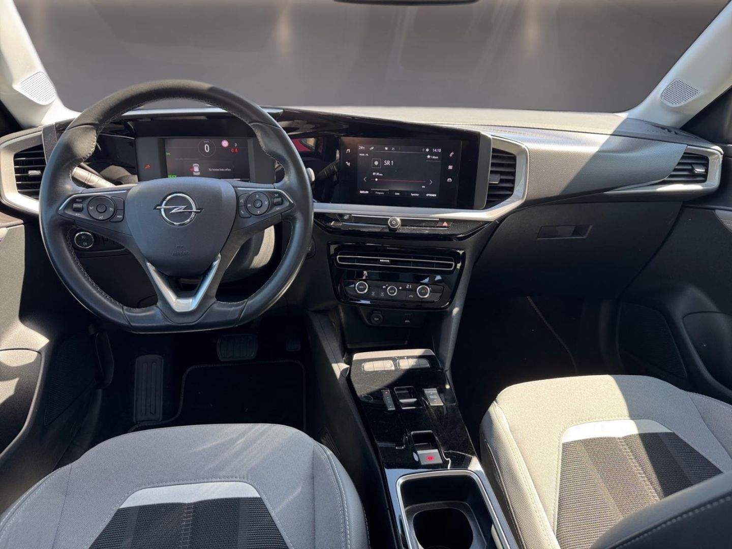 Fahrzeugabbildung Opel Mokka e Elegance Digitales Cockpit LED Apple Car