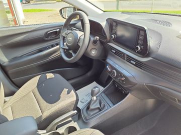 Bild 8 Hyundai i20 1.2 Smart - SHZG,R.KAMERA,T.OMAT,APPLE