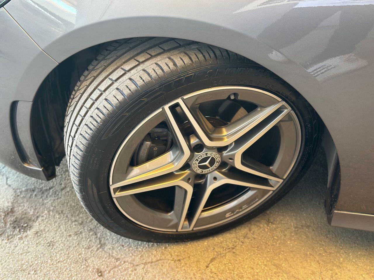 Mercedes-Benz Mercedes-benz B 180 Premium 1.3 Benzina 136 Cv A imagem 3