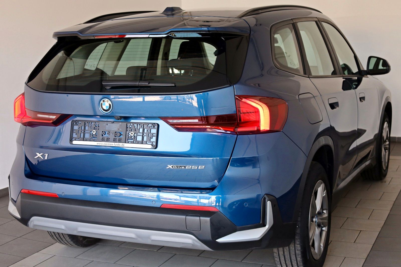 Fahrzeugabbildung BMW X1 xDrive25e,Navi,LED,Kamera,SH,CarPlay