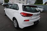 Hyundai i30 Select # Navi # Tempomat # Kamera # Car Play - Hyundai i30 in Essen