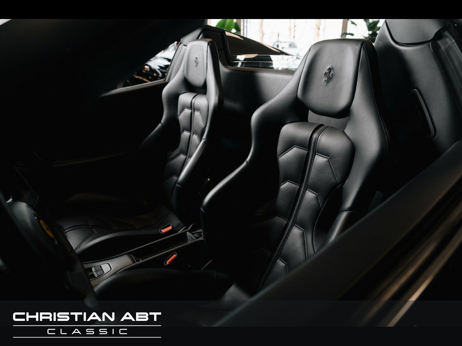 Fahrzeugabbildung Ferrari 458 Spider Lift Daytona Carbon Power15