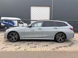 BMW 330d Touring xDrive M Sport / AHK PANO FACELIFT - BMW 3 Series: M Sport