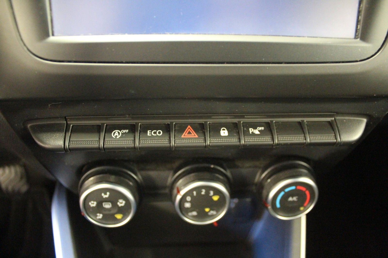 Fahrzeugabbildung Dacia Duster Sce 115 Prestige *Navigation *