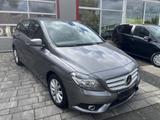 Mercedes-Benz B 180 (BlueEFFICIENCY), Einparkhilfe, Navi, Sitz - Mercedes-Benz B 180 in Kassel