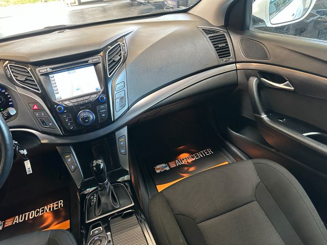 Hyundai i40 cw blue Trend *Navi*AHK*Klima*