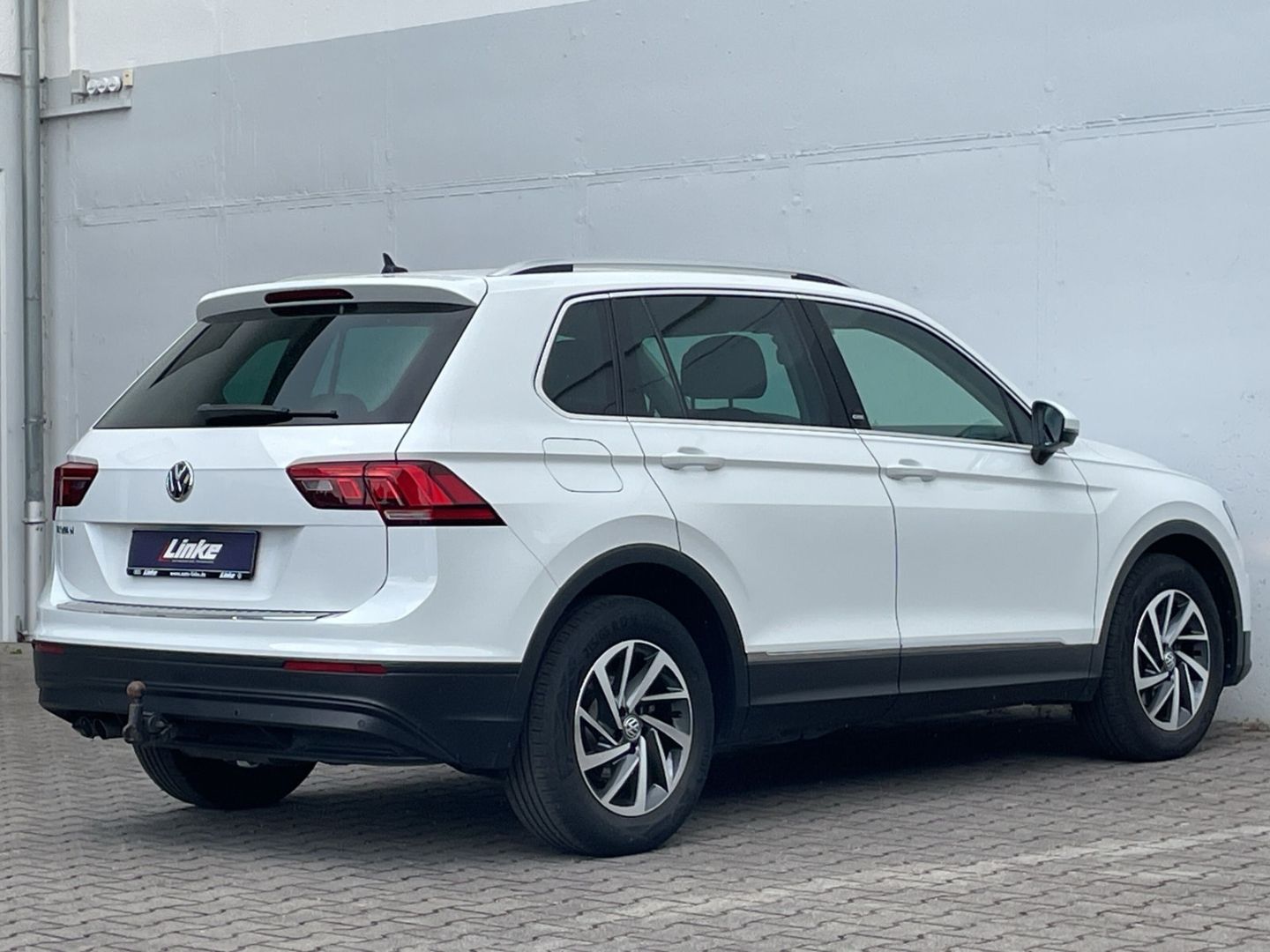 Tiguan 2.0TDI Sound AHK/Navi/App-Connect/ACC/PDC