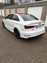Audi S3 TFSI S tronic quattro - - Audi S3 in Essen