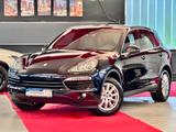 Porsche Cayenne Diesel PCM Navigation PDLS Bi Xenon - Porsche Cayenne: Schwarz