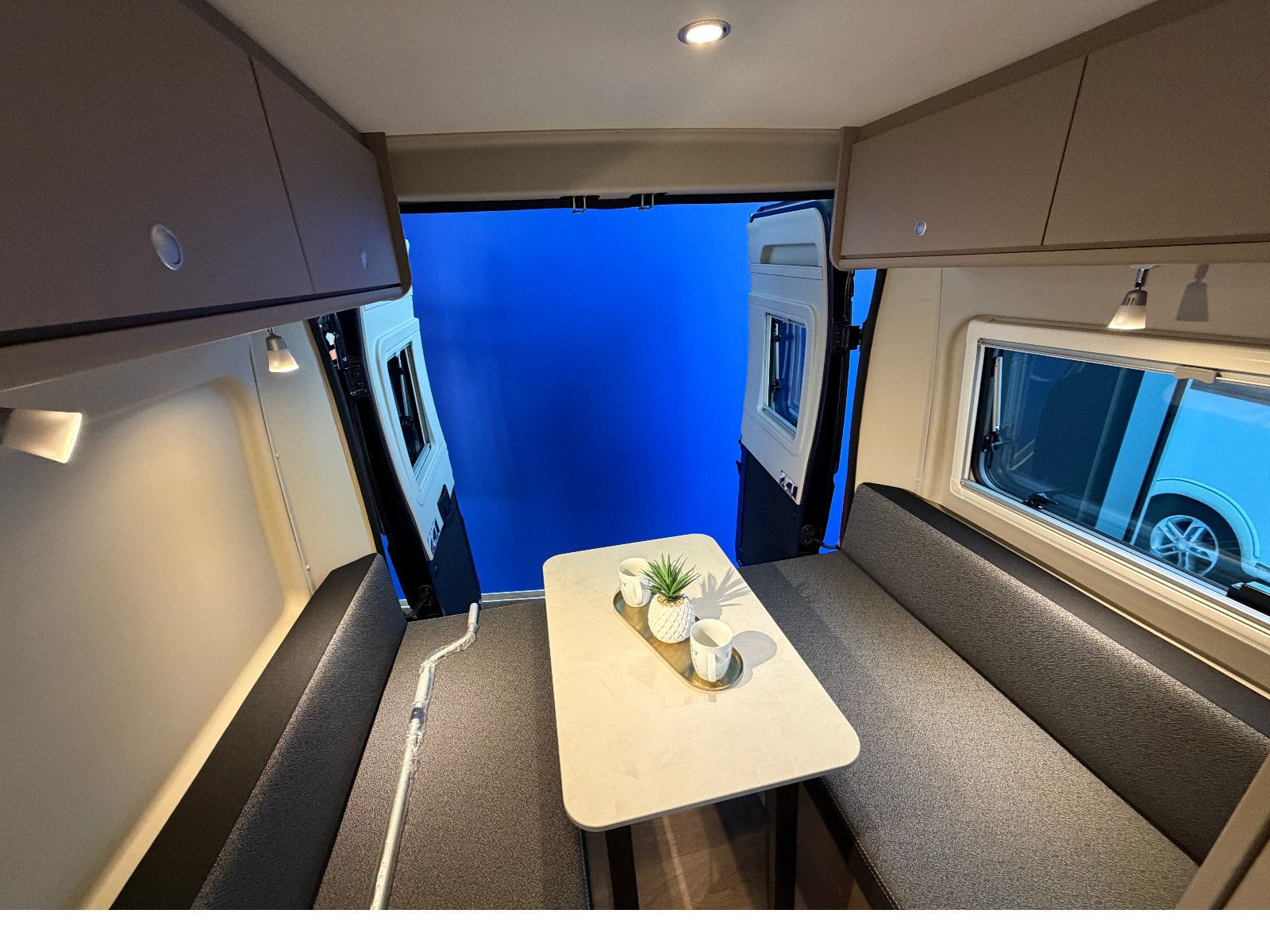 Fahrzeugabbildung Carado CV 541 pro - SIE SPAREN 4.547€ !!! -