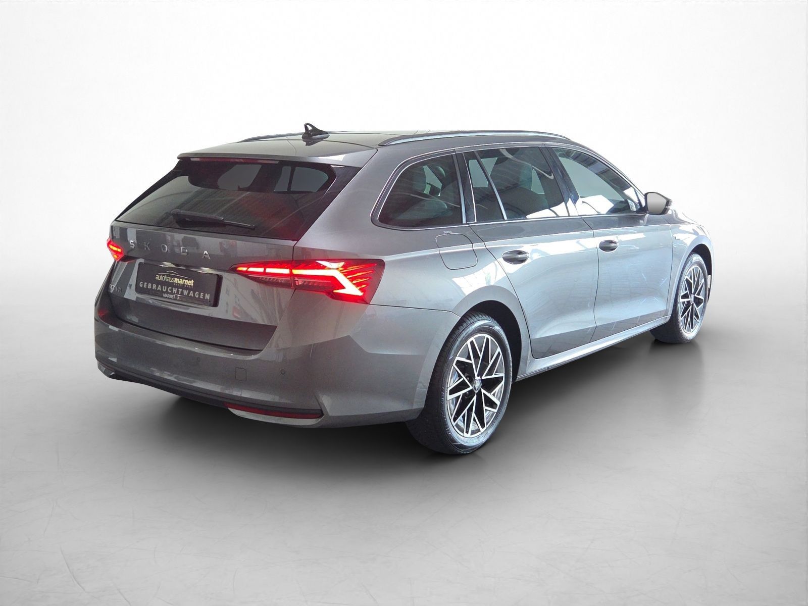 Skoda Octavia Combi Selection 2.0 TDI Tour Navi*AHK*St imagem 2