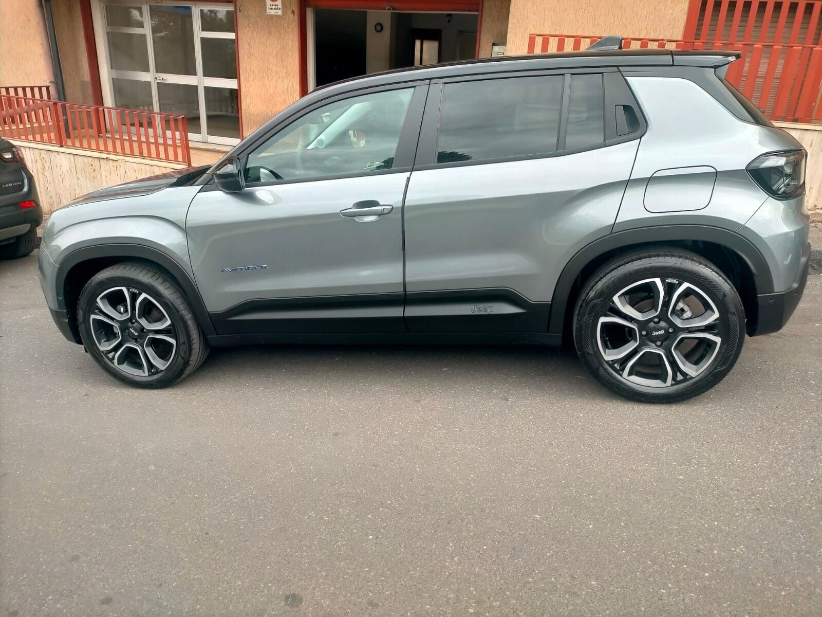 Other Jeep Avenger 1.2 Turbo 100 CV Summit imagem 2