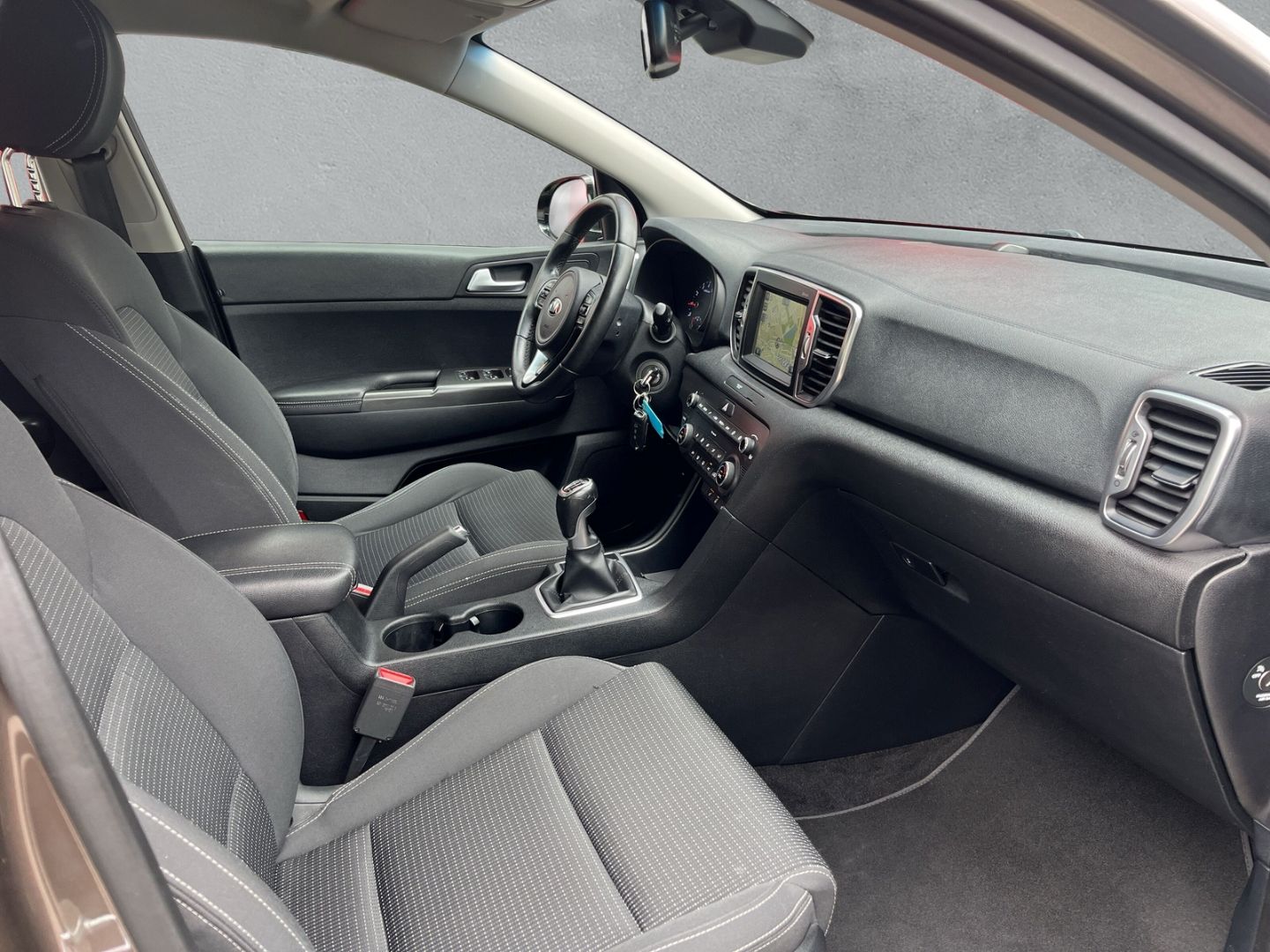 Fahrzeugabbildung Kia Sportage Vision 2WD 1.6 GDI
