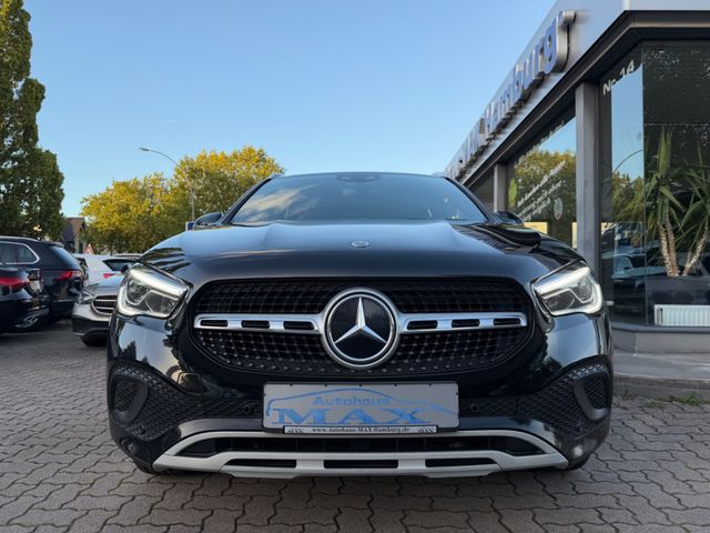 Mercedes-Benz GLA 200 D 8G-DCT/Business/T-LEDER/NAVI/LED/1.Hd!