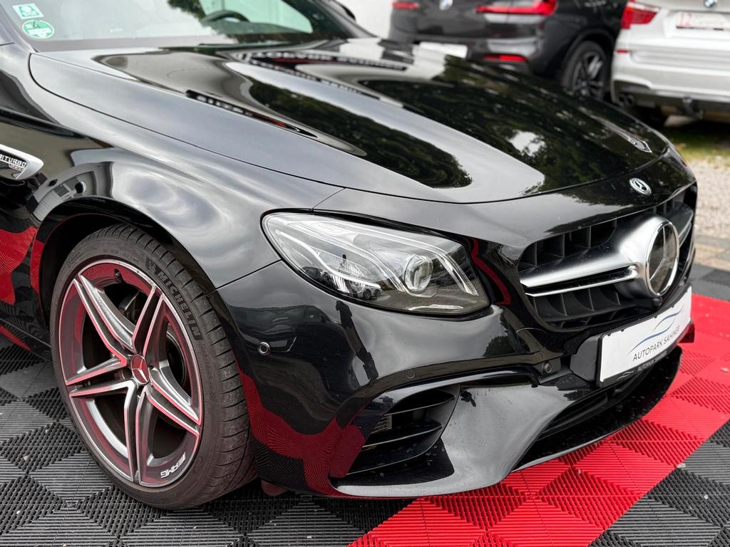 Mercedes-Benz E 63 AMG