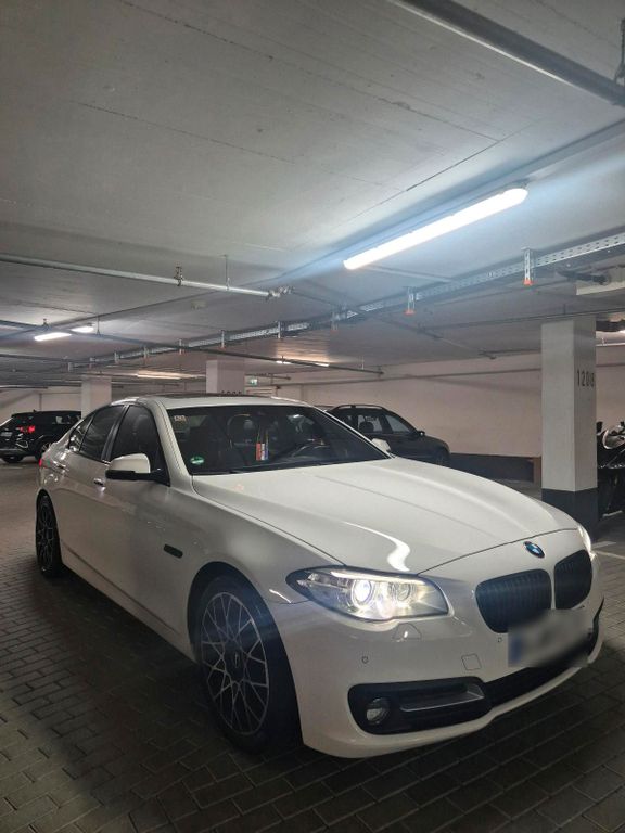 Image of BMW 520