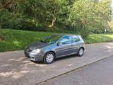 Volkswagen Golf 1.6 FSI Comfortline Automatik - Volkswagen Golf aus 2005: 1.6