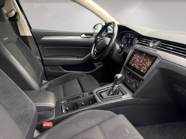 Volkswagen Passat Alltrack 2.0TSI 220PS 4Motion/AHK/ACC/Nav