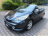 Peugeot 207 CC Platinum 120 Platinium bitte lessen - Peugeot 207 Platinium mit Benzin-Antrieb