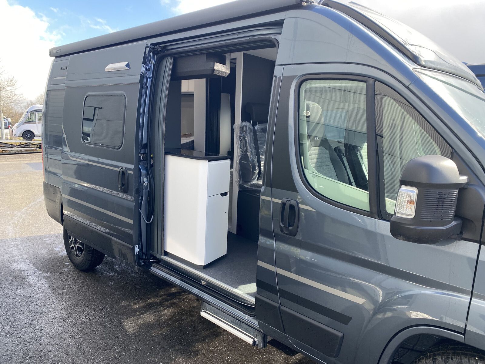 Fahrzeugabbildung Adria Twin Edition 600 SPB Markise,SOlar,LED,Navi+DAB