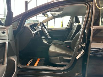 Volkswagen Golf VII *ISOFIX*A-HOLD*KLIMA*