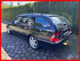 Mercedes-Benz C 240 T SPORT KLIMAAUTOMATIK SITZHEIZUNG - Mercedes C 240 mit Schiebedach