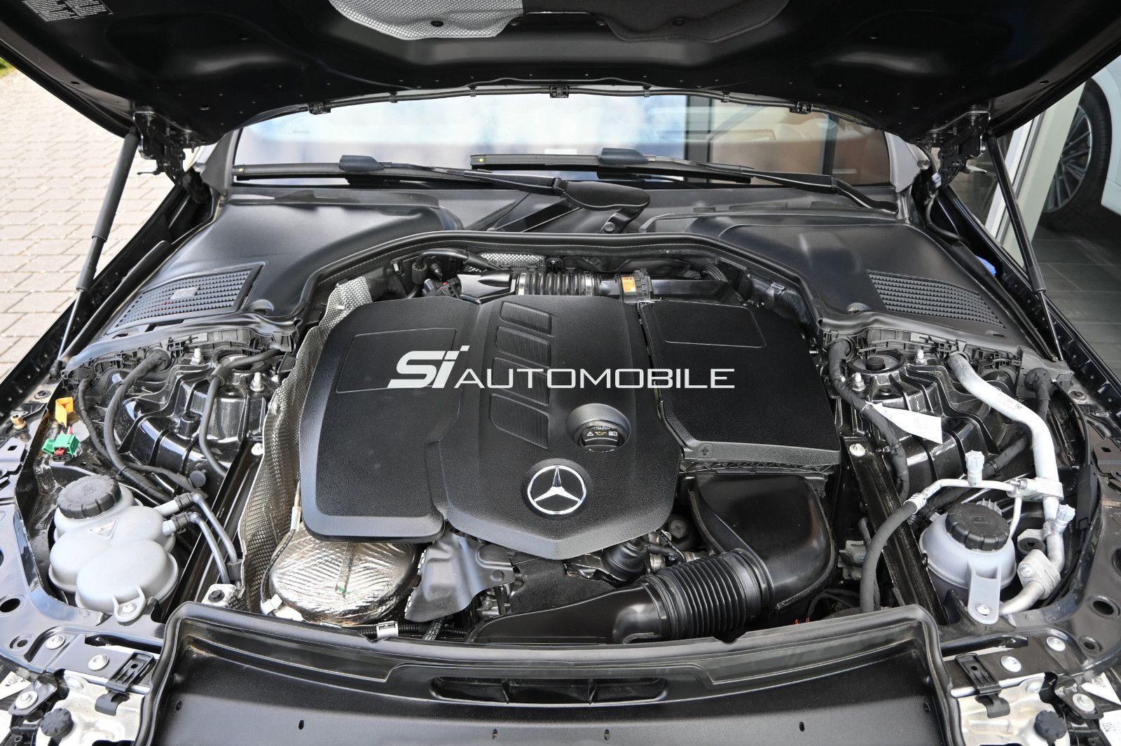 Fahrzeugabbildung Mercedes-Benz C 300 de T AMG Line NIGHT °ACC°BURMESTER°HUD°PAN