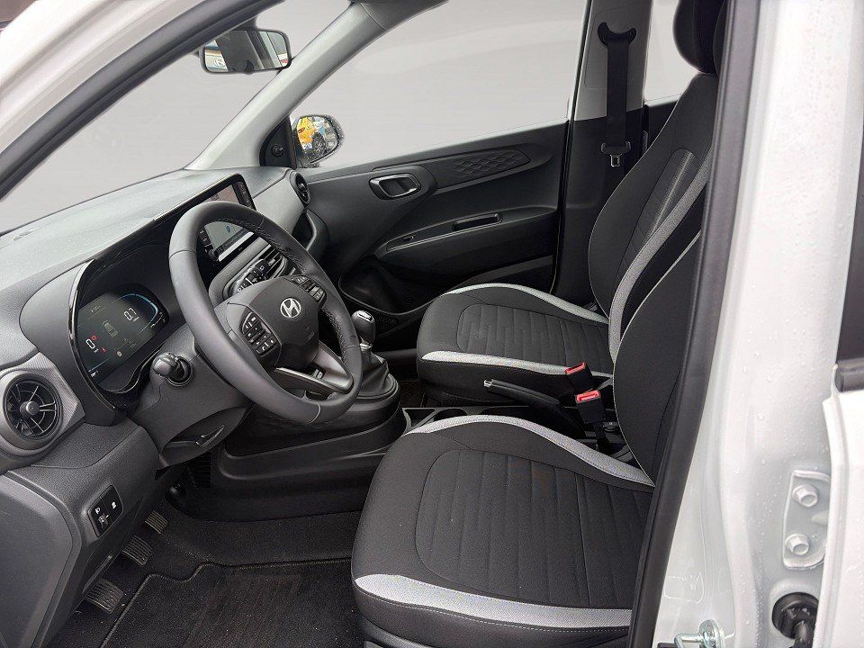 Fahrzeugabbildung Hyundai i10 1.0i 63PS Select