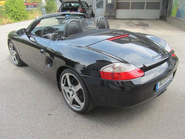 Porsche Boxster 2.7  Leder, 19"-Alu, sehr gepflegt !