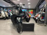 Vespa 946 Emporio Armani - VESPA 946