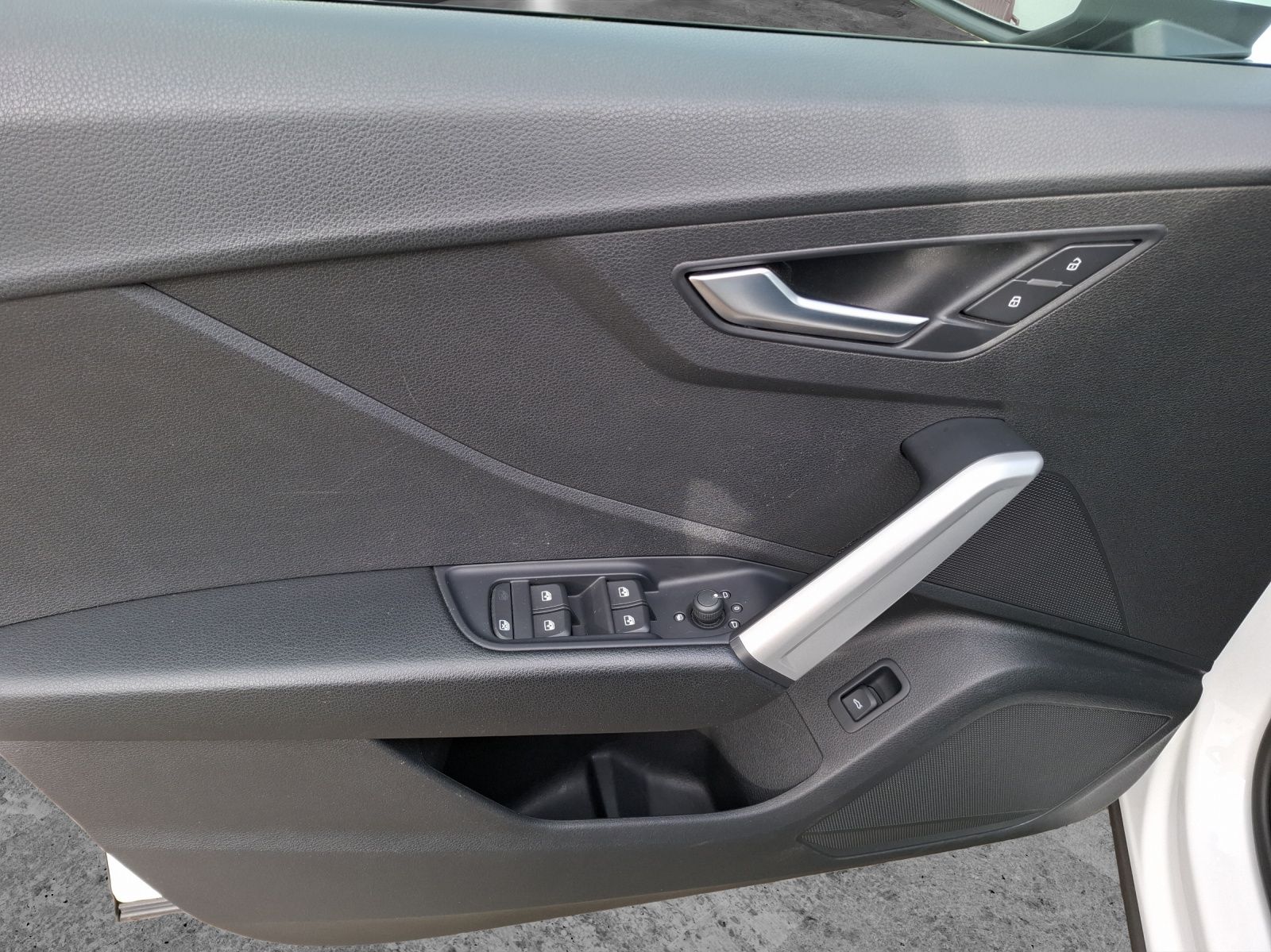 Fahrzeugabbildung Audi Q2 TSI ultra S-tronic LED Navi GRA SH LM