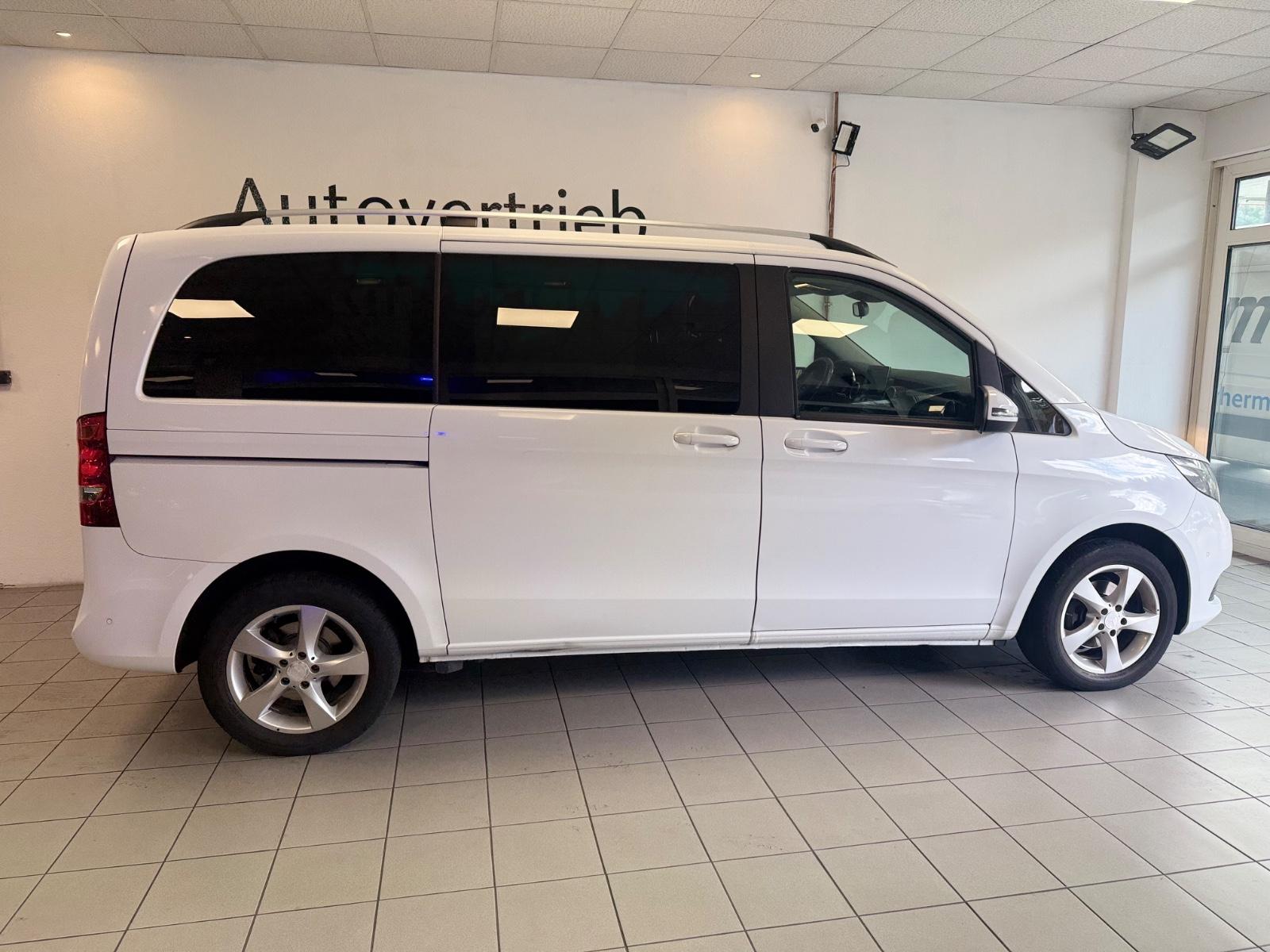 Mercedes-Benz Classe V 220 d | 163 ch | BVM | Attelage | Éclairage d'ambiance | Régulateur de vitesse | Vitres arrière surteintées